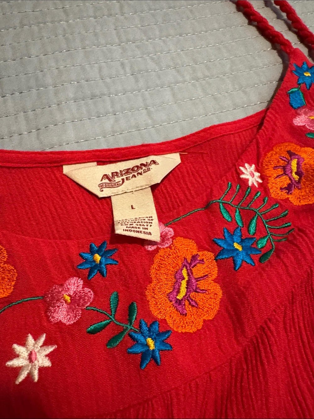 Arizona Jean Red floral Embroidered Boho Halter Tank Top - Picture 2 of 2